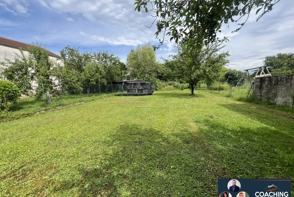 Maison familiale à Vitry-le-François avec grands espaces et terrain clos 