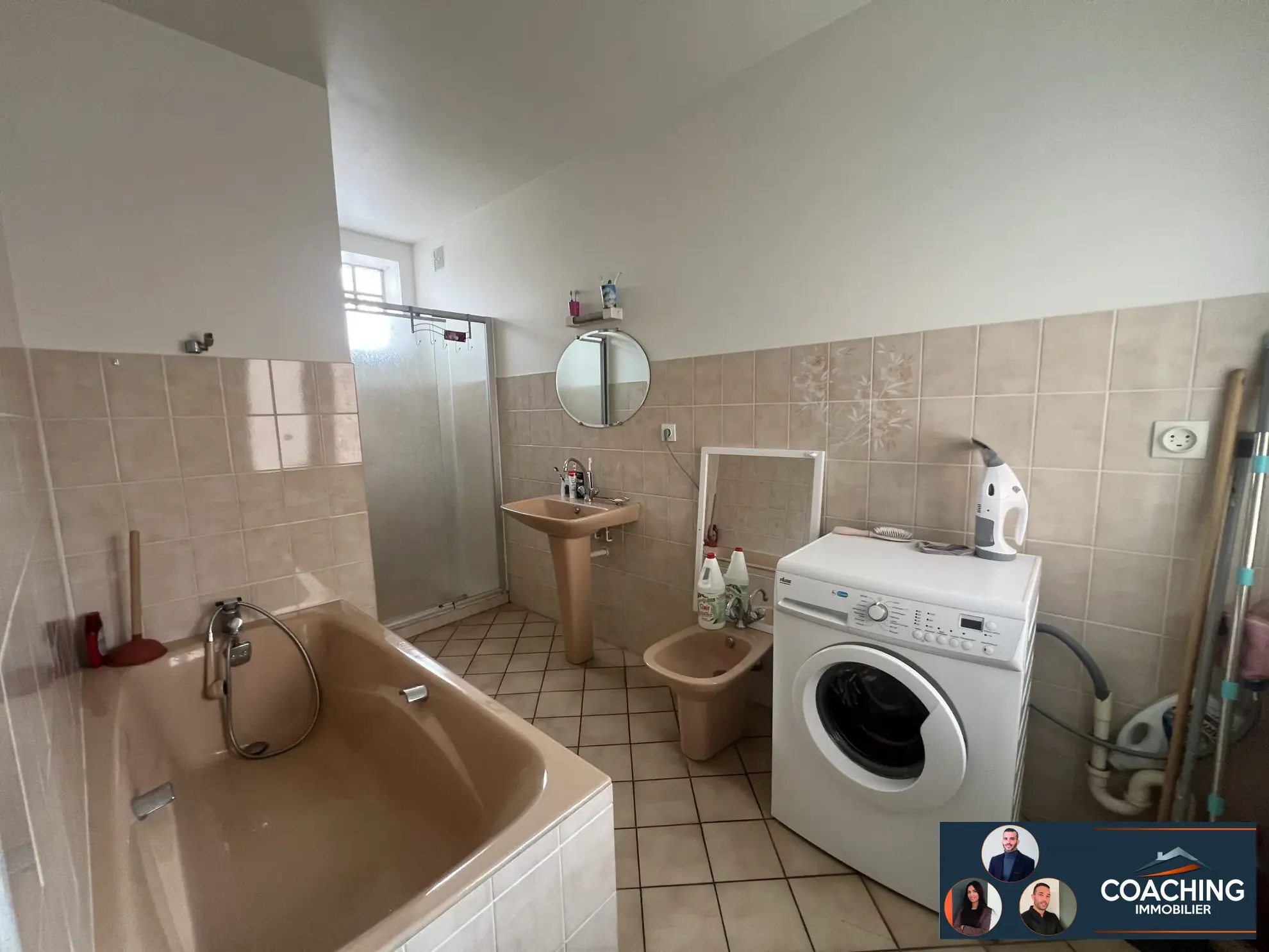 Maison familiale à Vitry-le-François avec grands espaces et terrain clos 
