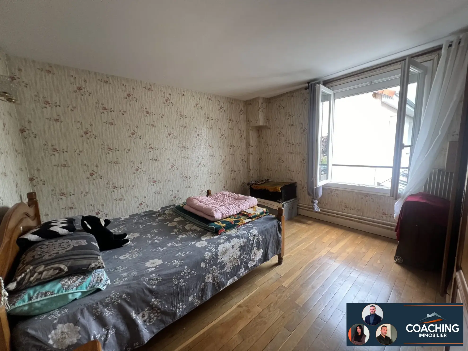 Maison familiale à Vitry-le-François avec grands espaces et terrain clos 