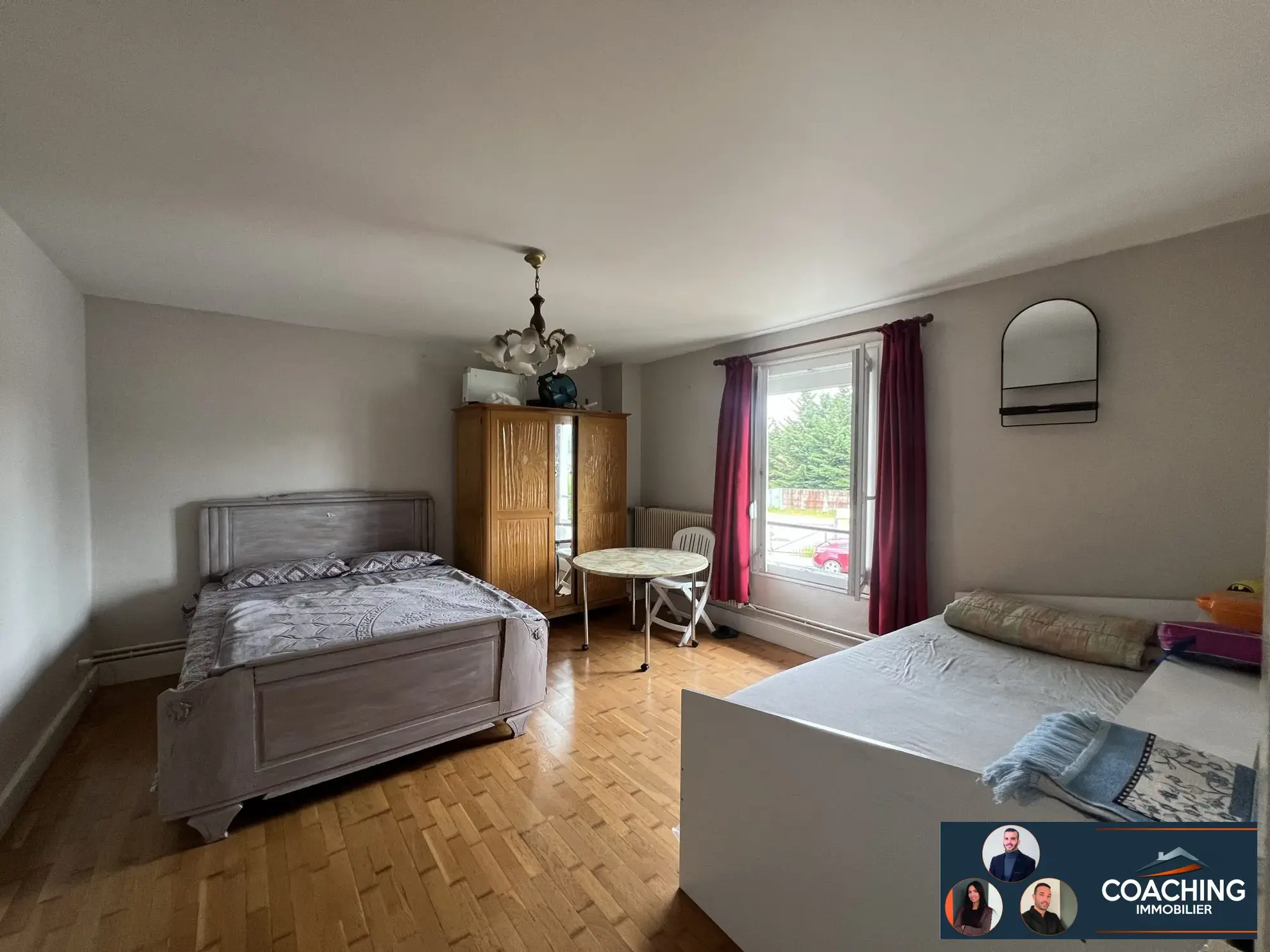 Maison familiale à Vitry-le-François avec grands espaces et terrain clos 