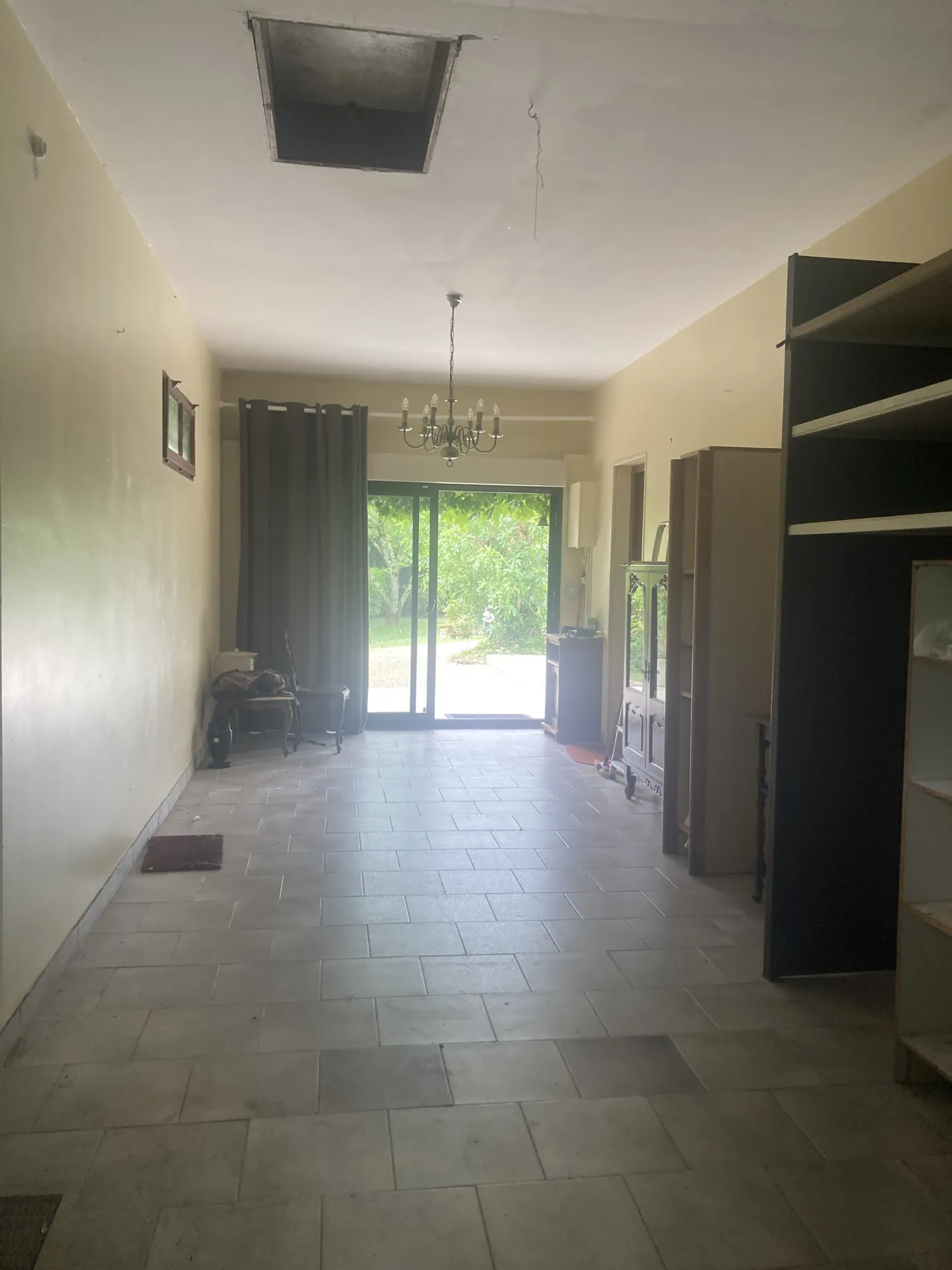 Maison de village de 125 m² à La Tour Blanche avec 2 chambres et terrasse 