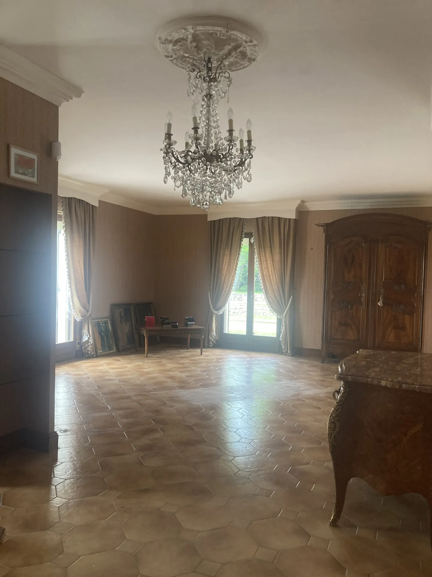 Maison de village de 125 m² à La Tour Blanche avec 2 chambres et terrasse 