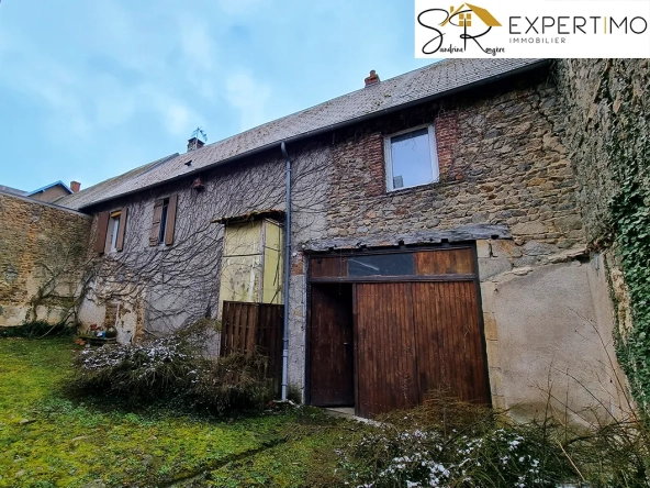 Spacieuse maison avec grange et terrain à Saint-Gervais-d’Auvergne