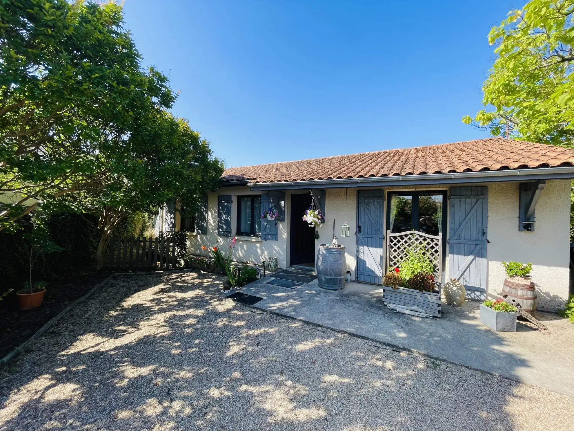 Maison de plain-pied 3 chambres avec jardin à Libourne, proche commodités 