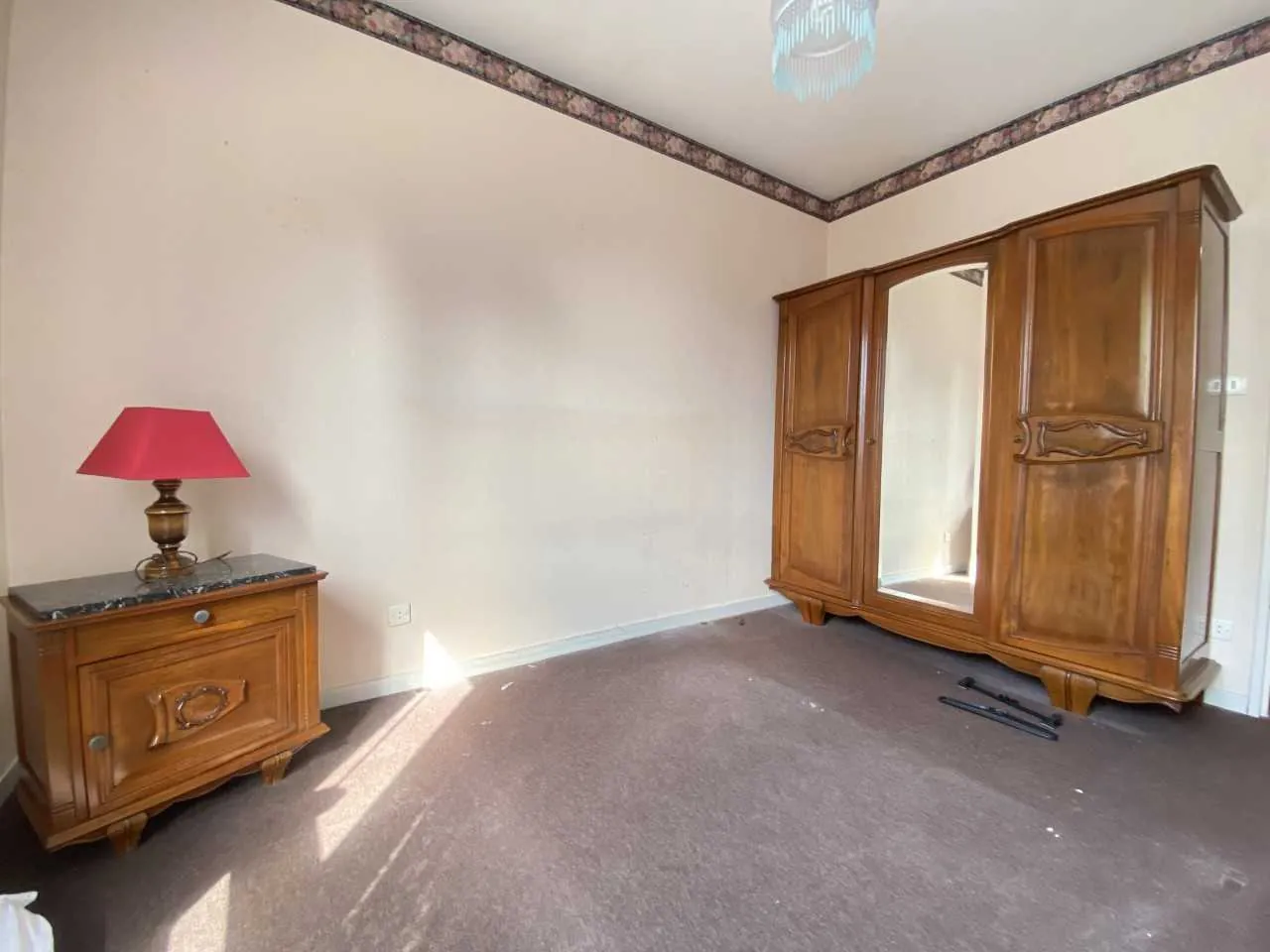 Appartement 4 chambres à vendre à Abbeville – Spacieux et avec garage 