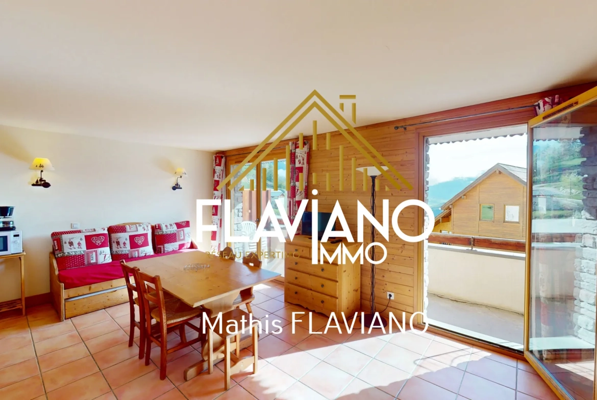 Appartement à Pra-Loup 1500 avec vue vallée et stationnement privé 