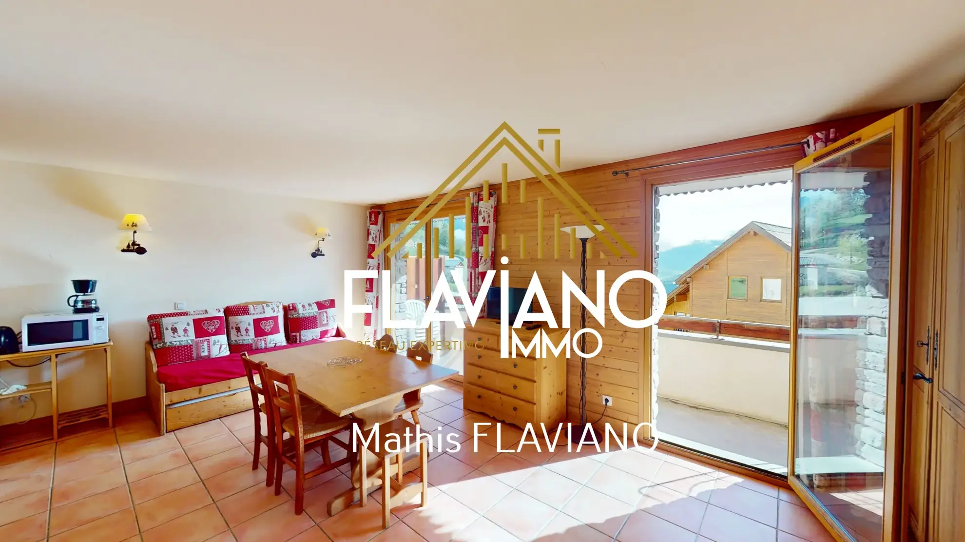Appartement à Pra-Loup 1500 avec vue vallée et stationnement privé 