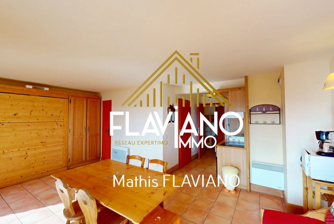 Appartement à Pra-Loup 1500 avec vue vallée et stationnement privé 