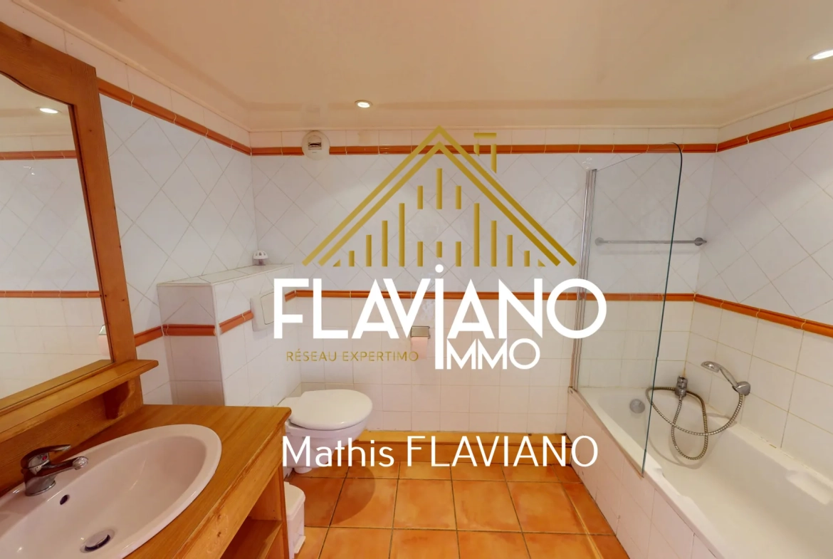 Appartement à Pra-Loup 1500 avec vue vallée et stationnement privé 