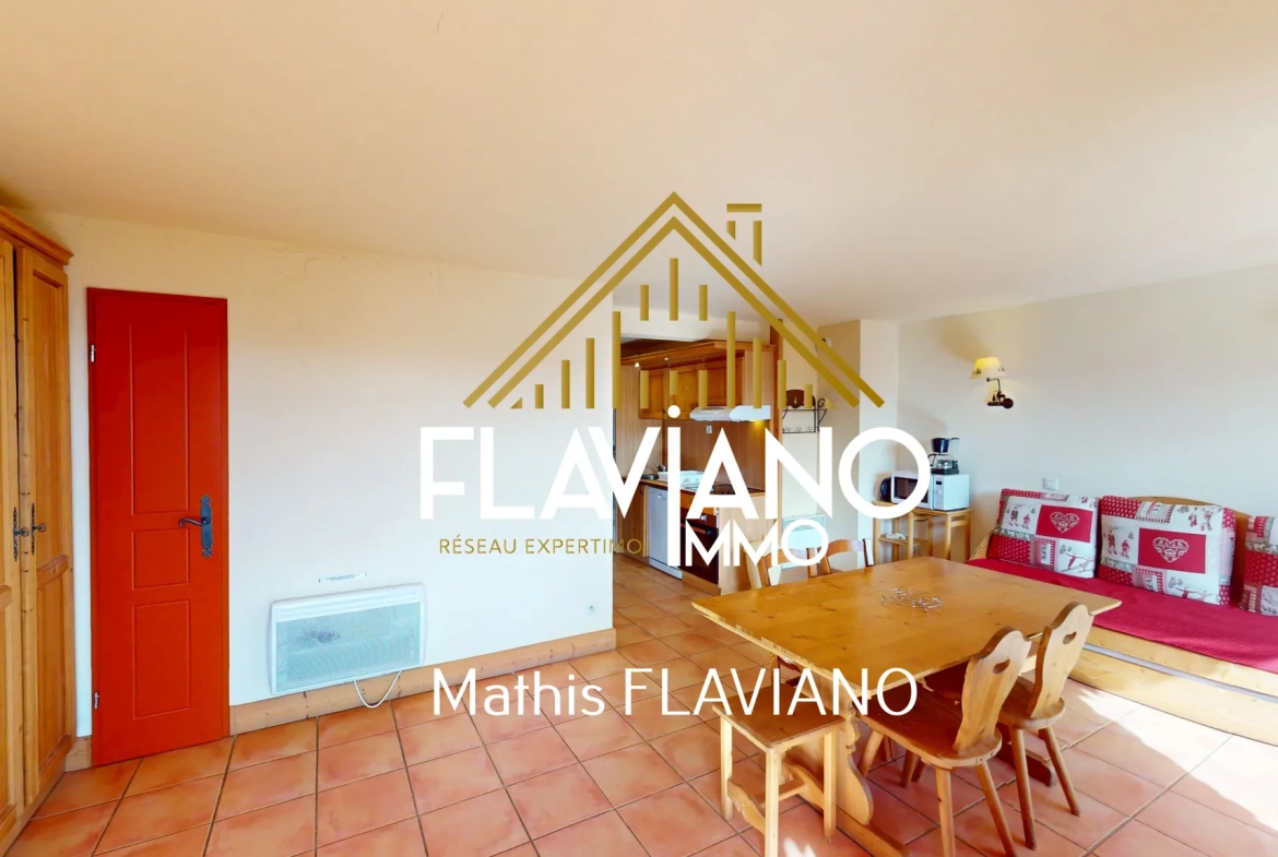 Appartement à Pra-Loup 1500 avec vue vallée et stationnement privé 