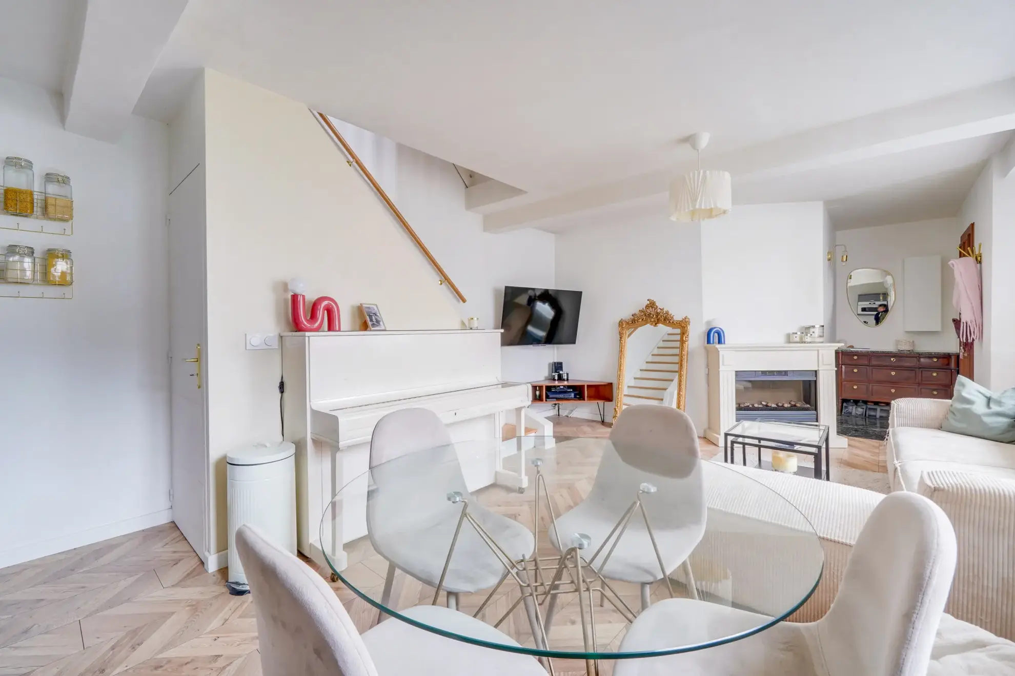 Appartement triplex 3 pièces à Bordeaux La Bastide de 75 m² avec balcon 