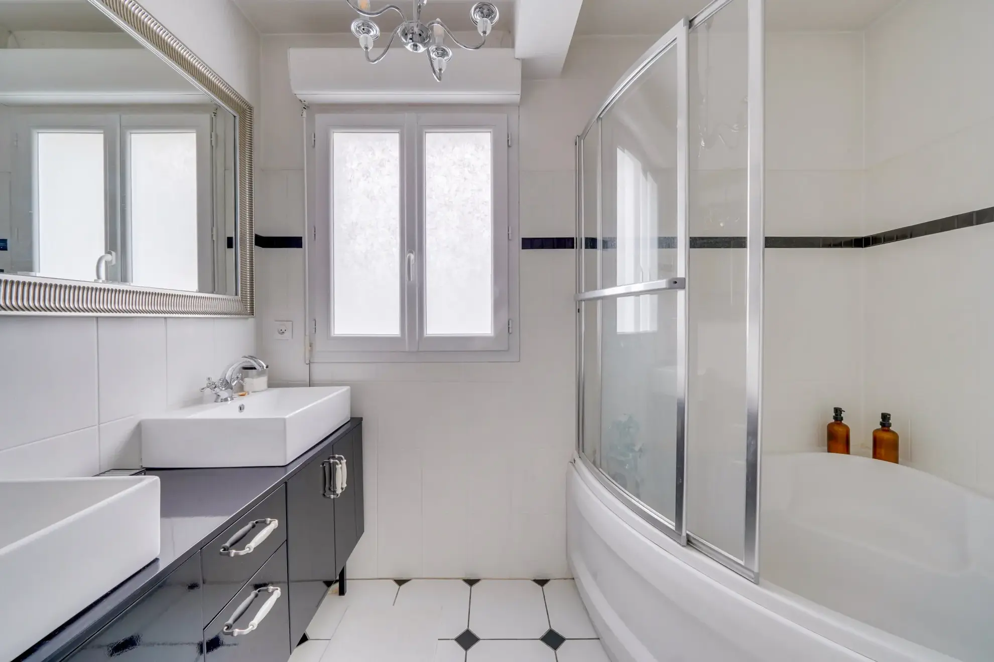 Appartement triplex 3 pièces à Bordeaux La Bastide de 75 m² avec balcon 