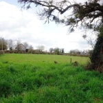 Terrain constructible de 2 347 m² proche de Paray le Monial