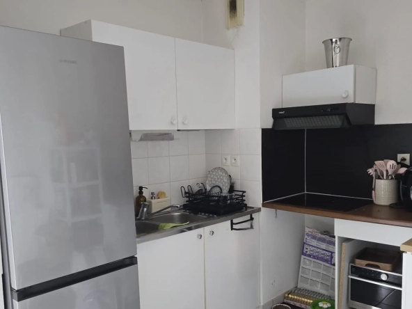 Appartement T3 avec terrasse et parking à Toulouse - Dernier étage 