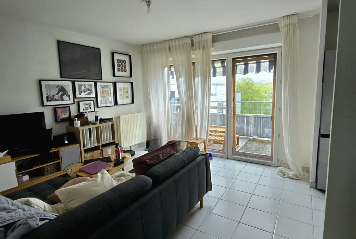 Appartement T3 avec terrasse et parking à Toulouse - Dernier étage 