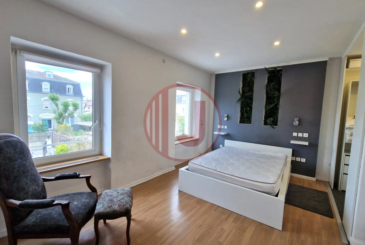 Maison rénovée à Mulhouse de 55 m² avec jardin et parking, parfait premier achat ou investissement locatif 