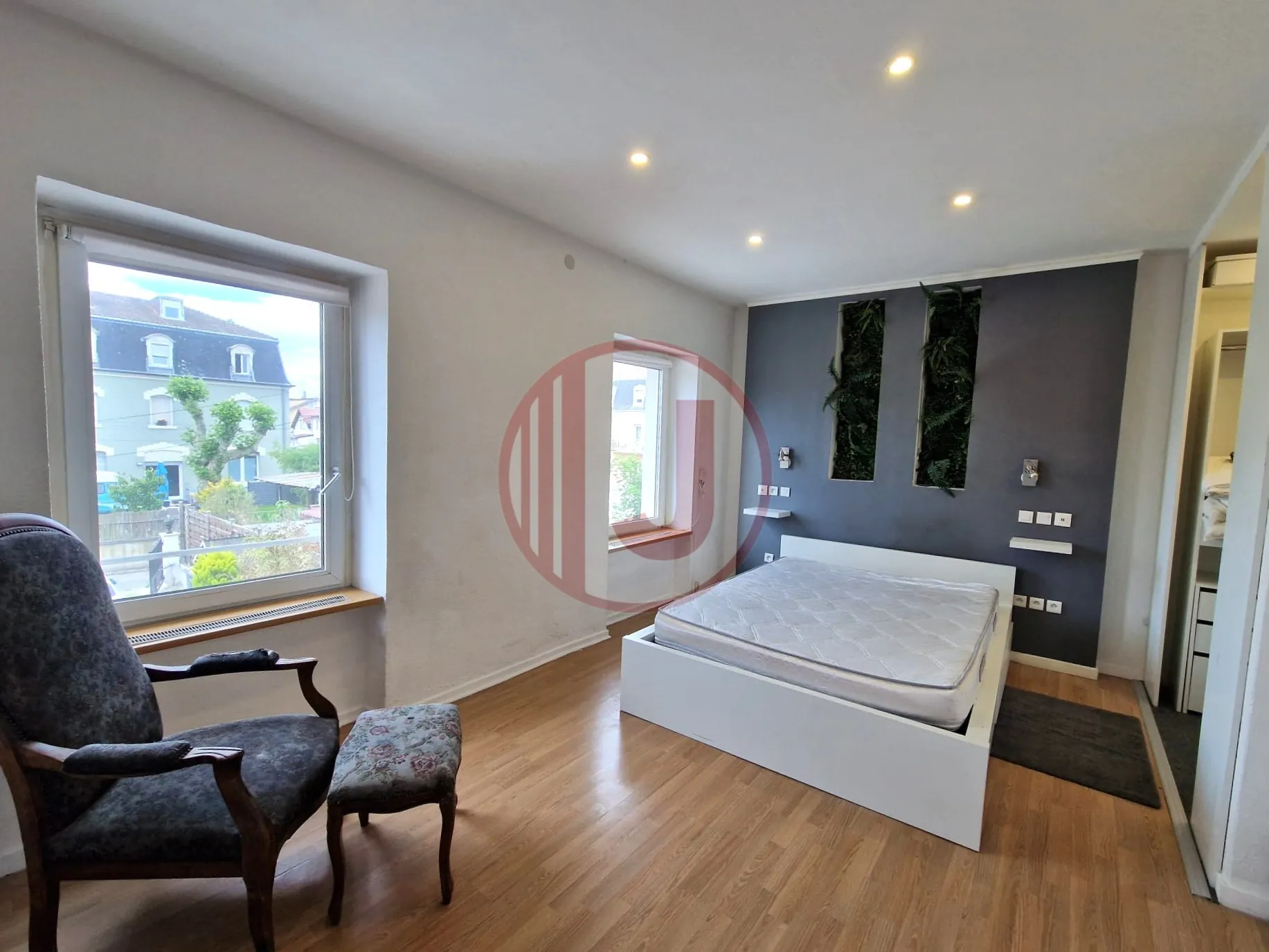 Maison rénovée à Mulhouse de 55 m² avec jardin et parking, parfait premier achat ou investissement locatif 