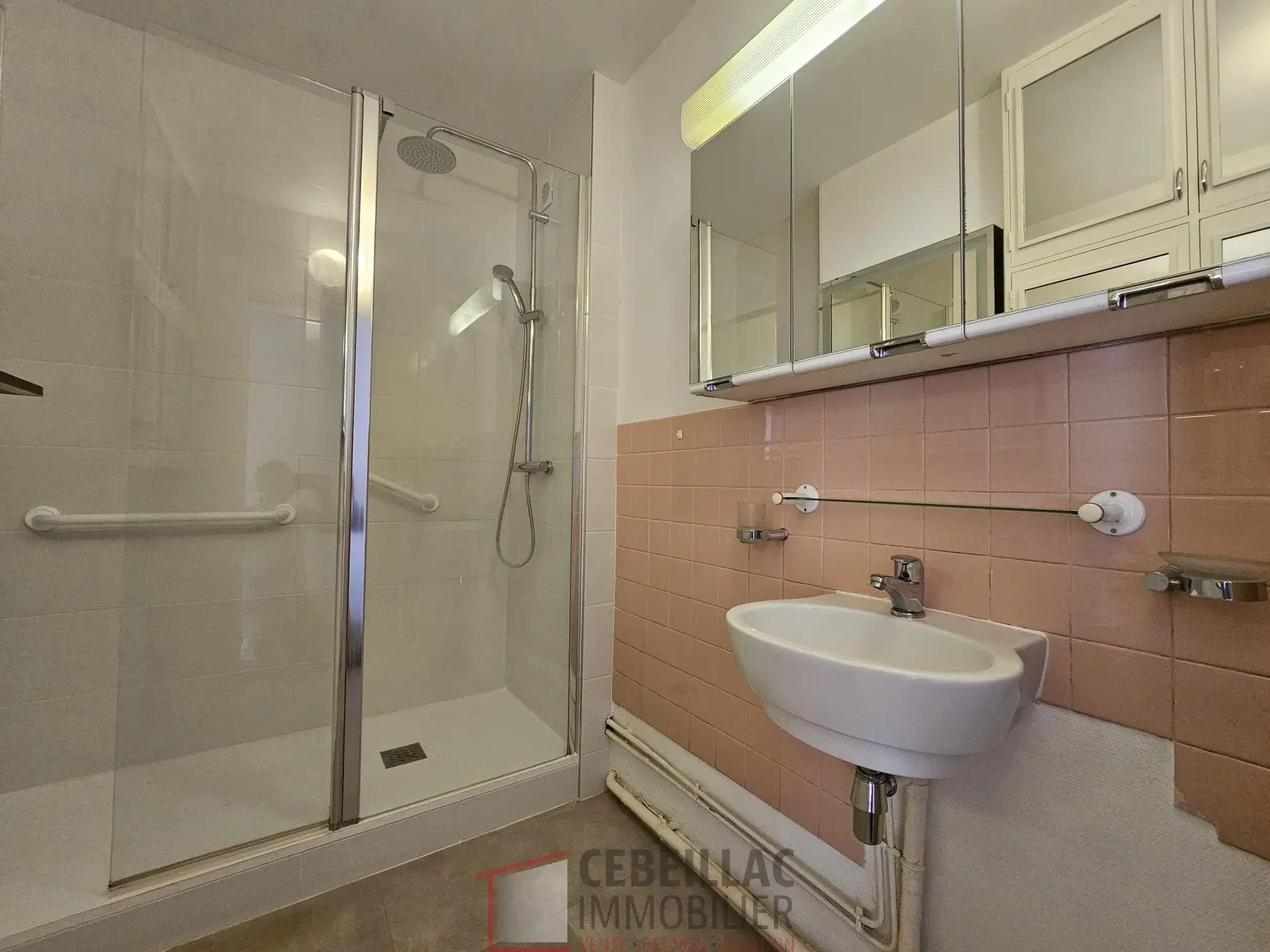 A vendre parcelle de 290 m² à Saint-Paul dans le lotissement Ti Polka 