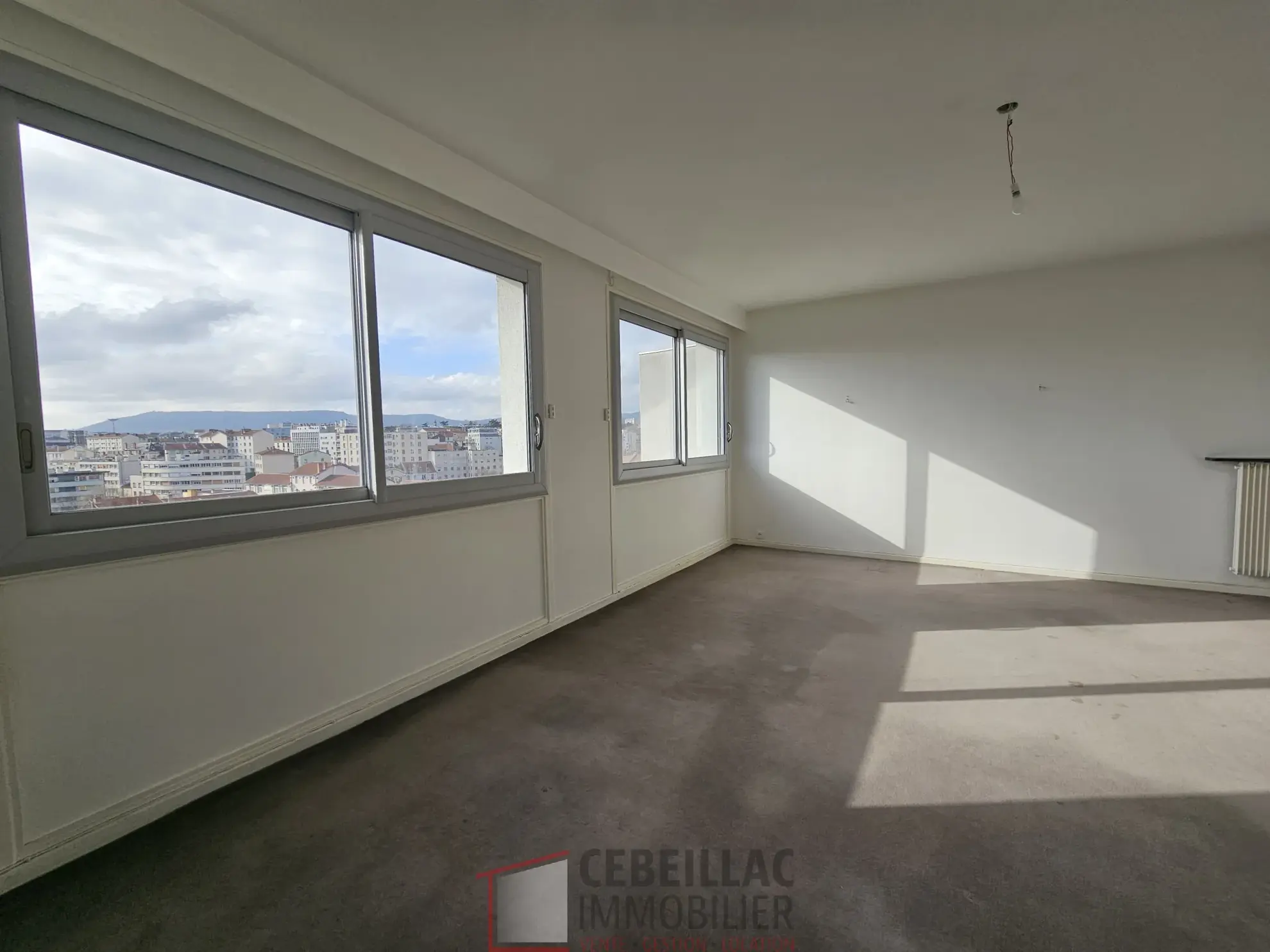 A vendre parcelle de 290 m² à Saint-Paul dans le lotissement Ti Polka 