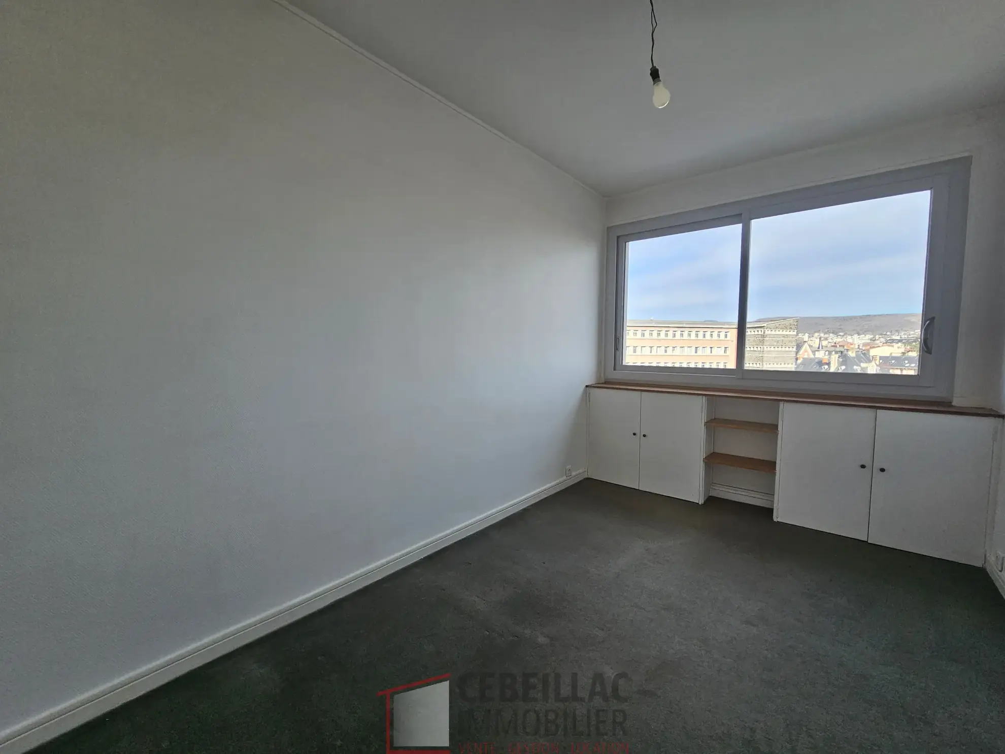 A vendre parcelle de 290 m² à Saint-Paul dans le lotissement Ti Polka 