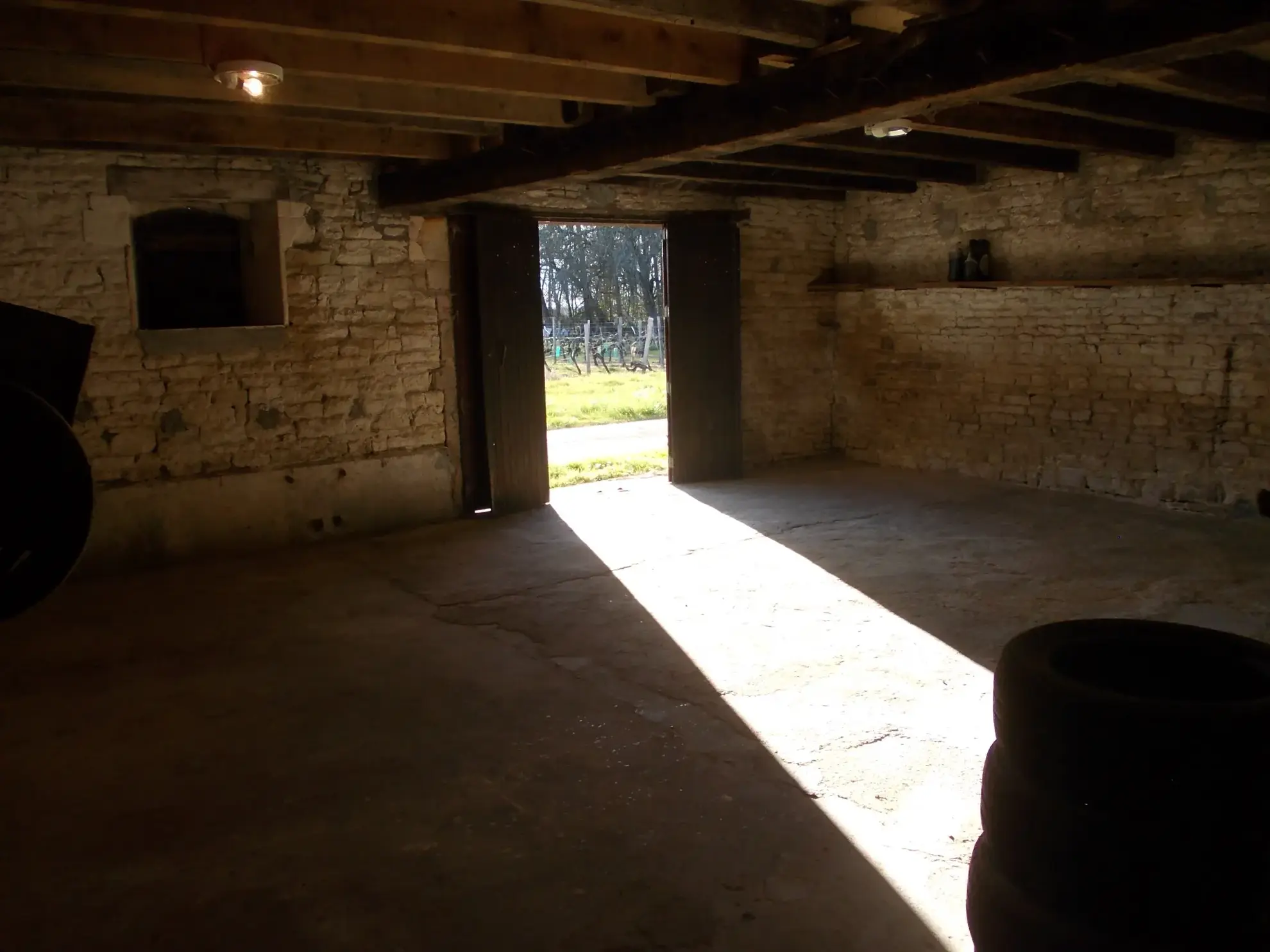 Maison charentaise avec dépendances, piscine, proche Cognac - secteur Saint-Sever 16 