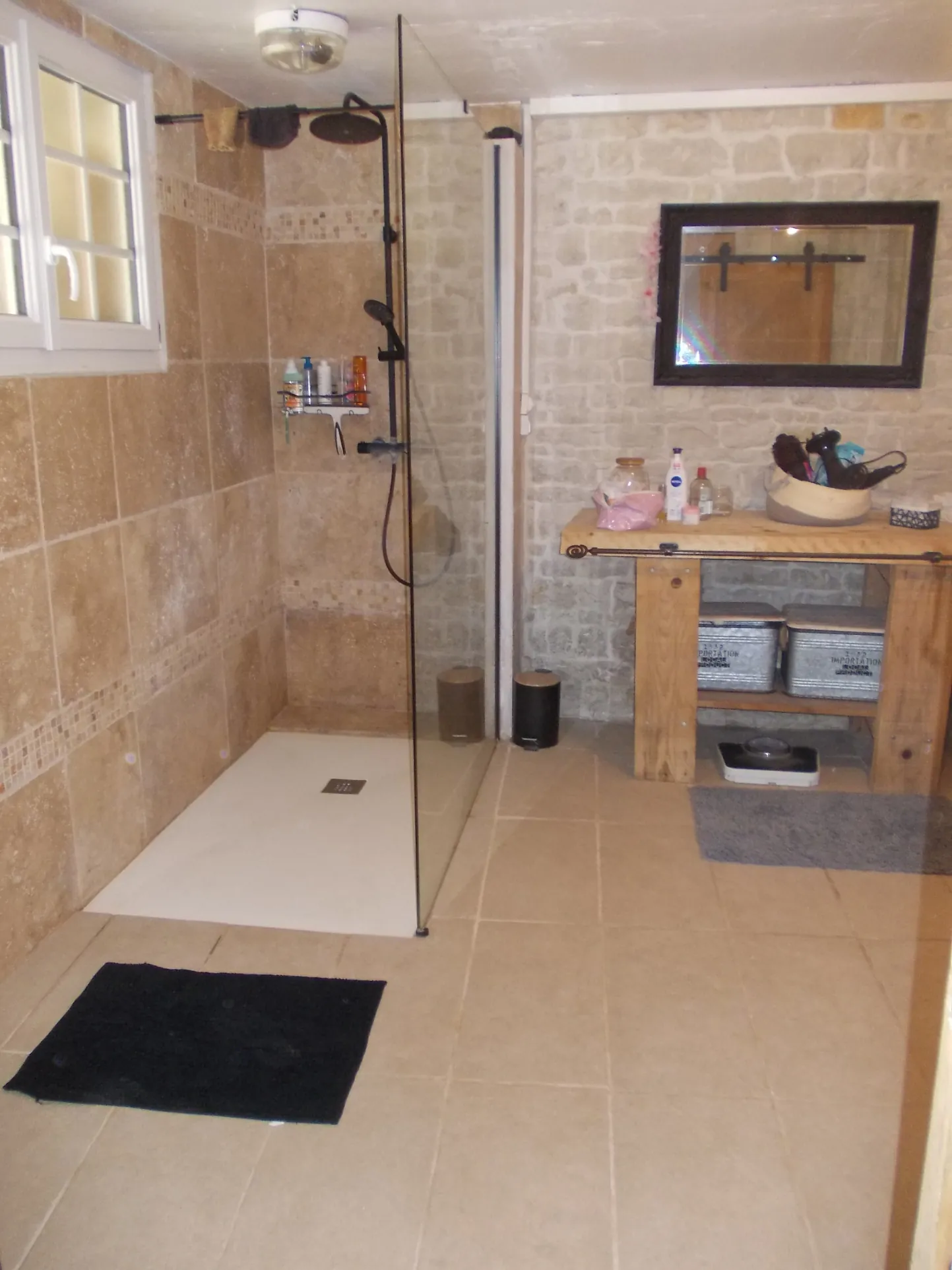 Maison charentaise avec dépendances, piscine, proche Cognac - secteur Saint-Sever 16 