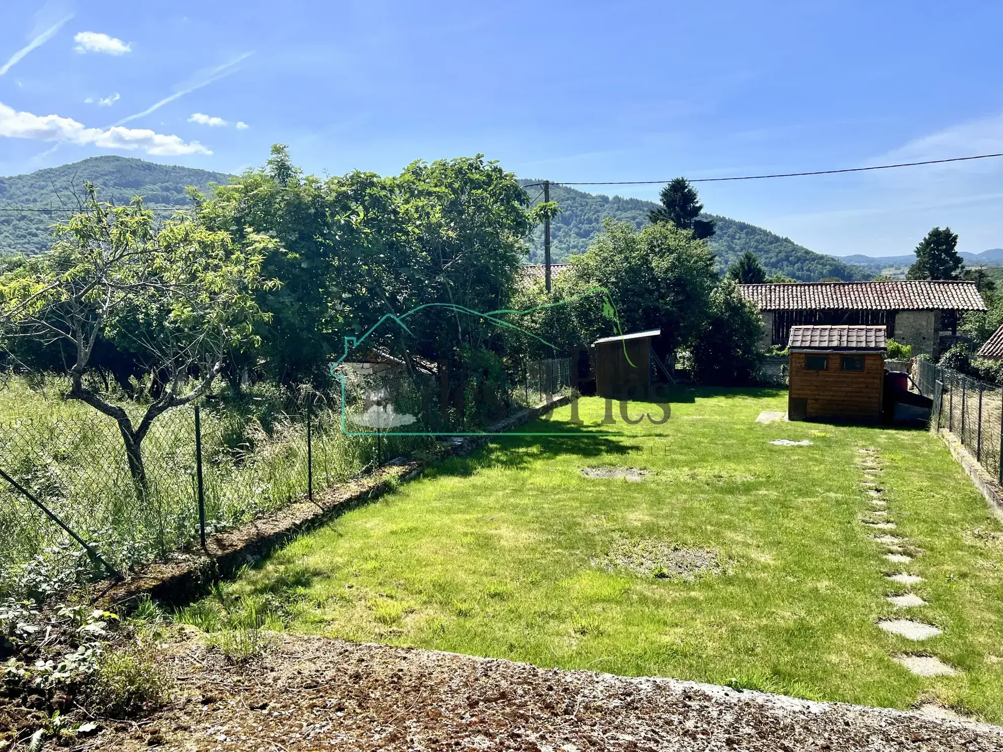 Belle maison familiale avec vue montagne proche Saleich - Confort et standing haut de gamme 