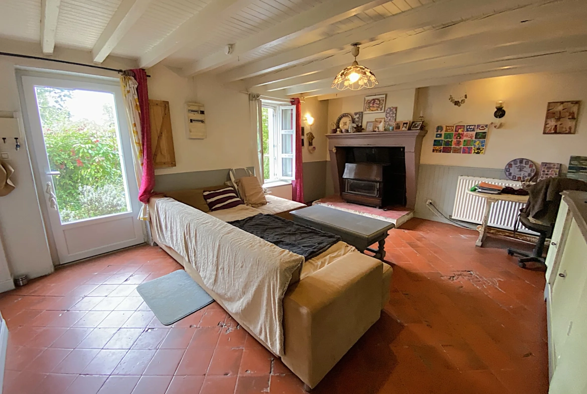 Maison en pierre de 105 m² avec grange attenante à Lamothe Landerron 