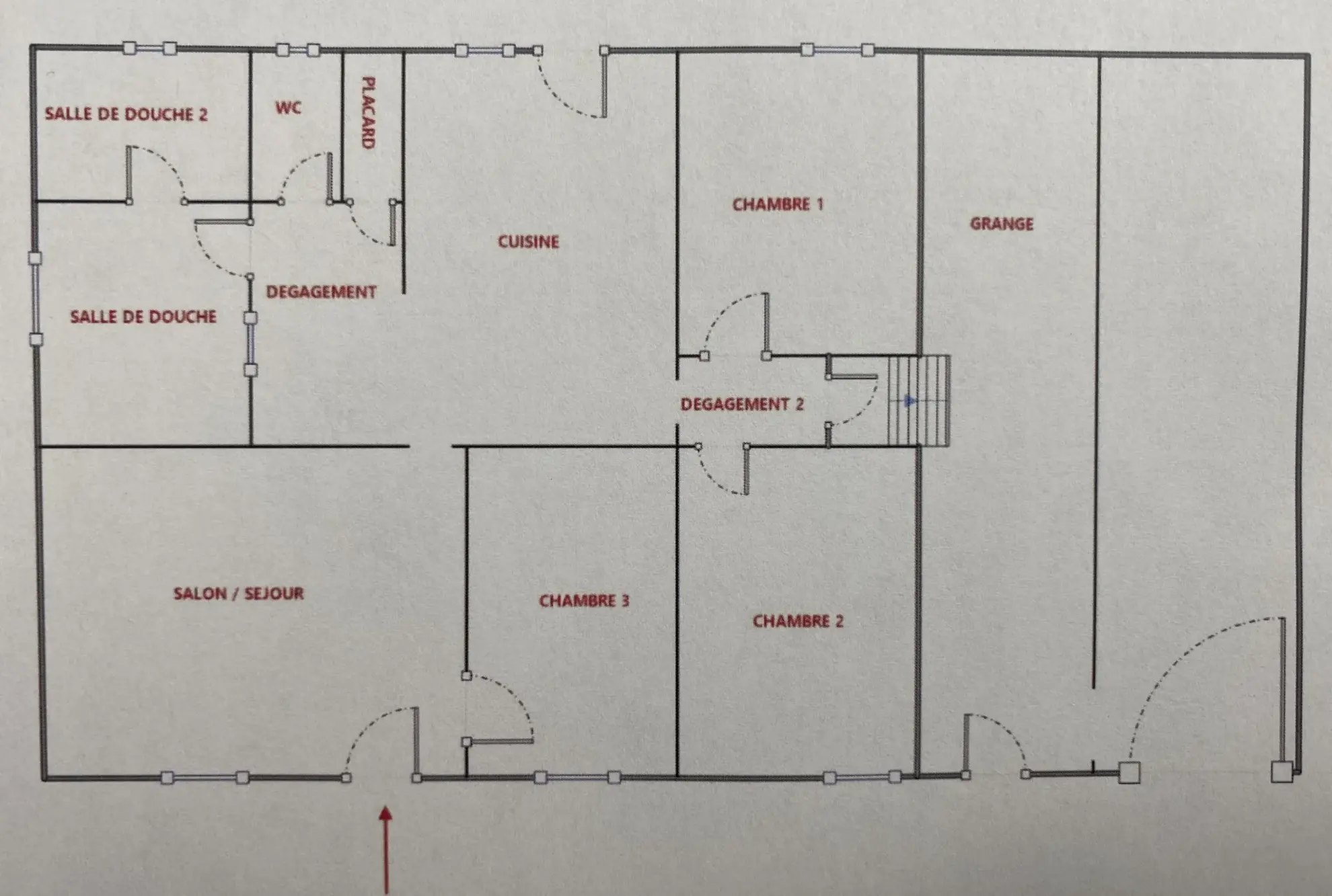 Maison en pierre de 105 m² avec grange attenante à Lamothe Landerron 