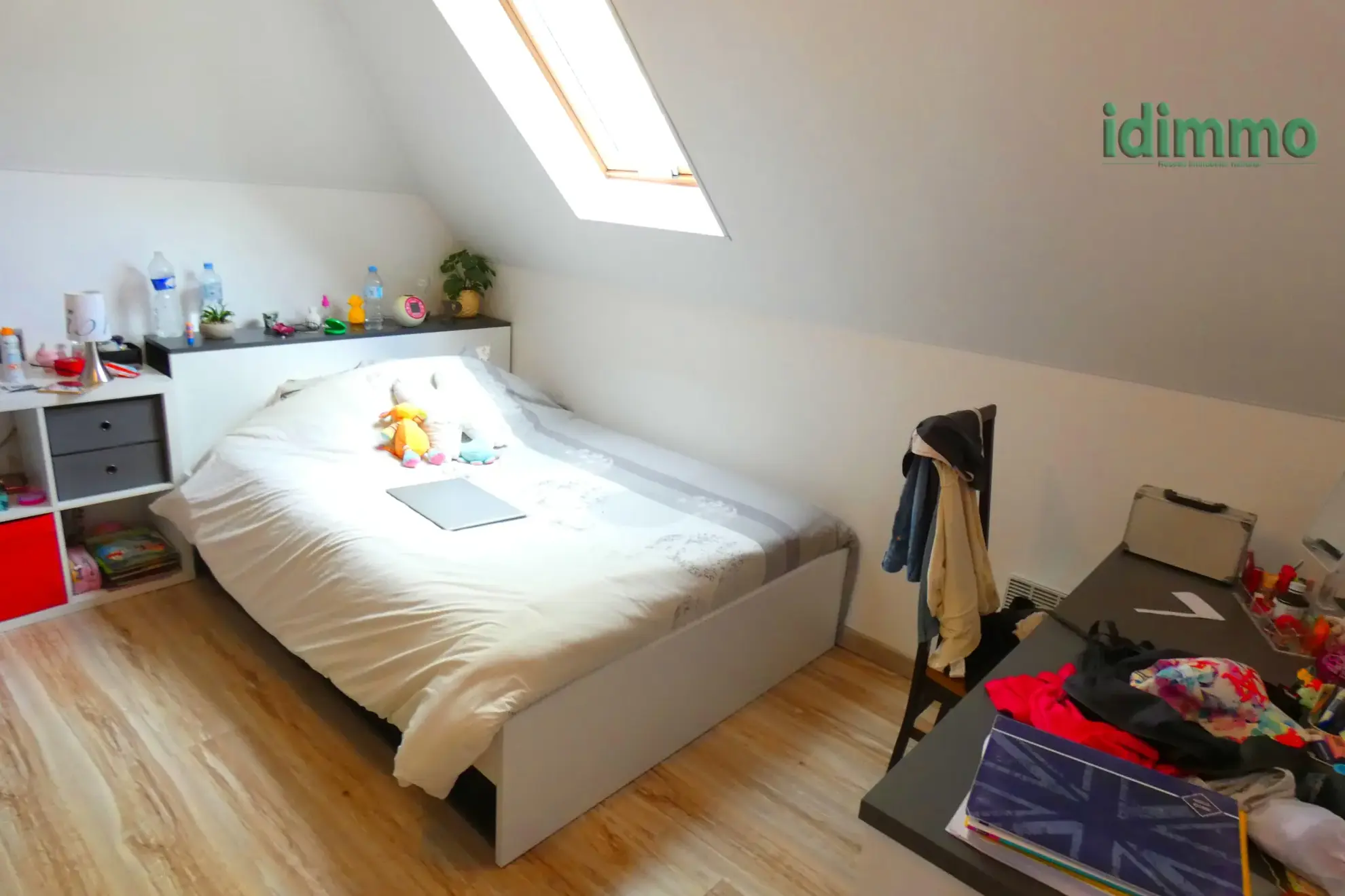 Belle maison familiale à Aurillac Villages Vic sur Cère, 150 m², 5 chambres, terrain arboré de 530 m² 