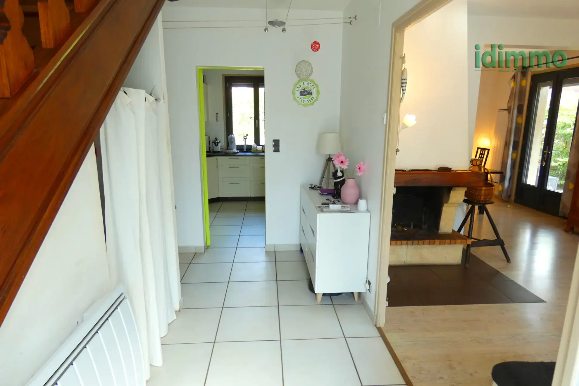 Belle maison familiale à Aurillac Villages Vic sur Cère, 150 m², 5 chambres, terrain arboré de 530 m² 