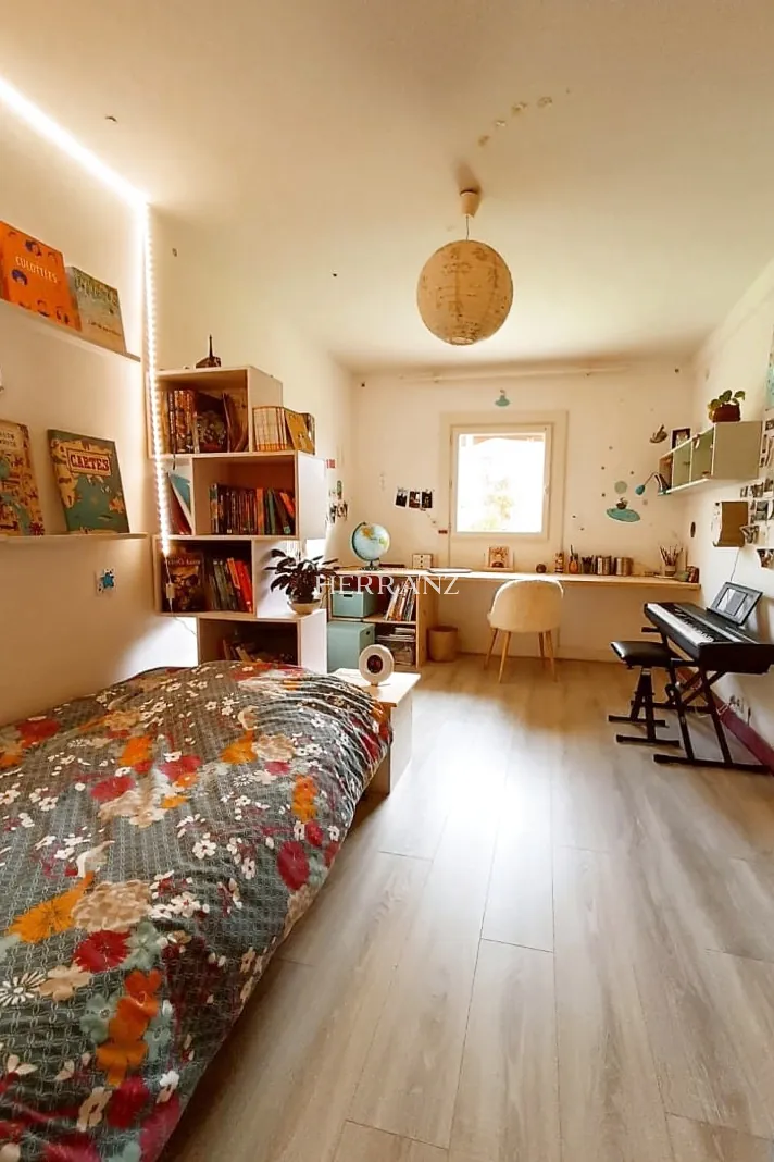 Charmante maison en pierre rénovée avec dépendances près de Libourne 