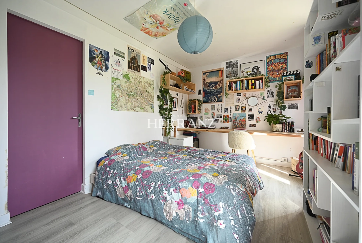 Charmante maison en pierre rénovée avec dépendances près de Libourne 
