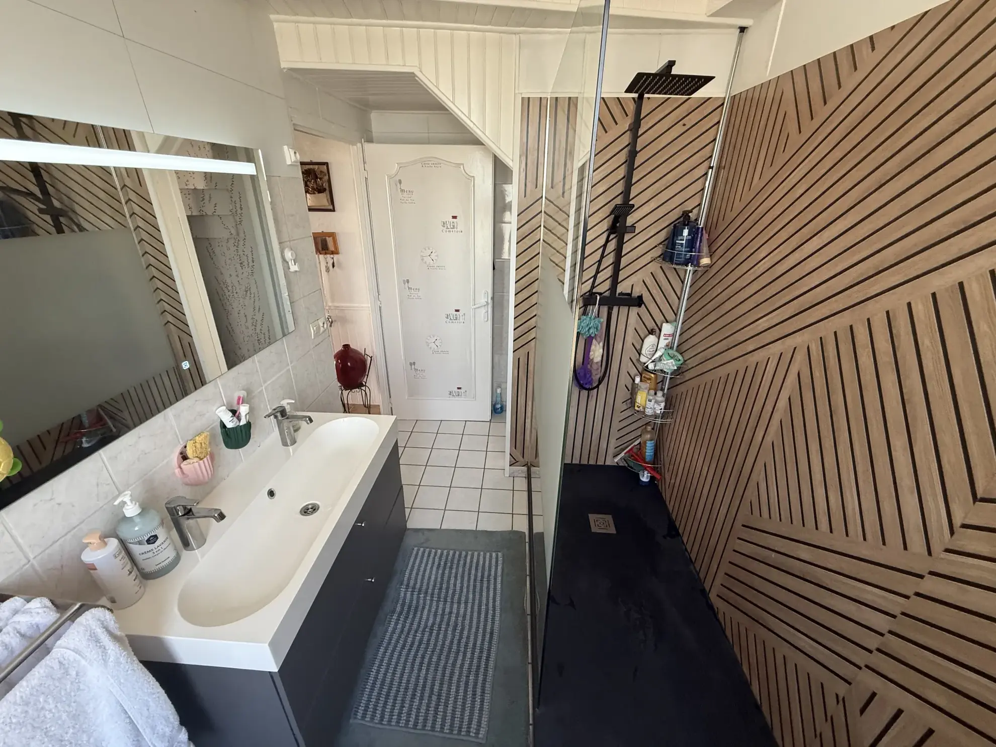 Maison de village rénovée à Montbard avec terrasse et jacuzzi, proche TGV 