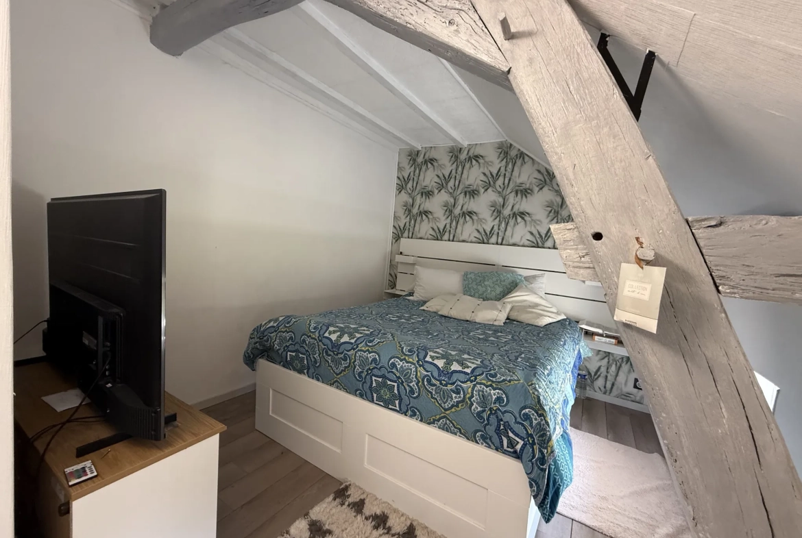 Maison de village rénovée à Montbard avec terrasse et jacuzzi, proche TGV 