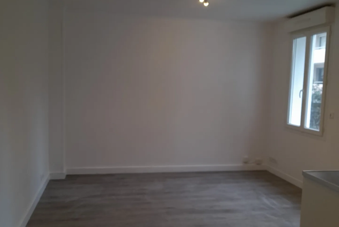 Belle T2 rénové de 40 m² avec parking privé à Perpignan 