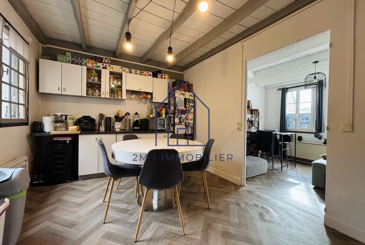 Maison de 100 m² à vendre à Longueville-sur-Scie avec jardin et potentiel locatif 