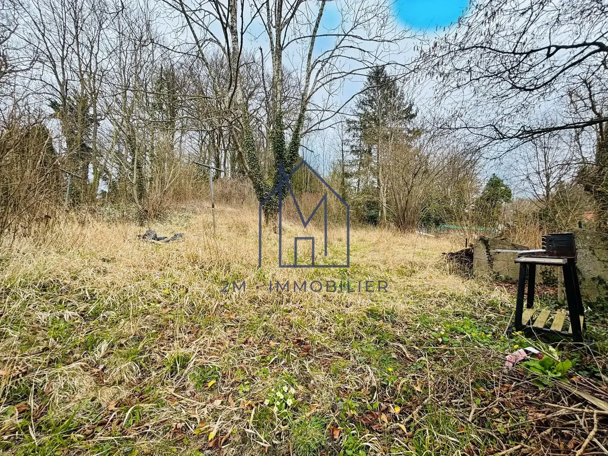 Maison de 100 m² à vendre à Longueville-sur-Scie avec jardin et potentiel locatif 
