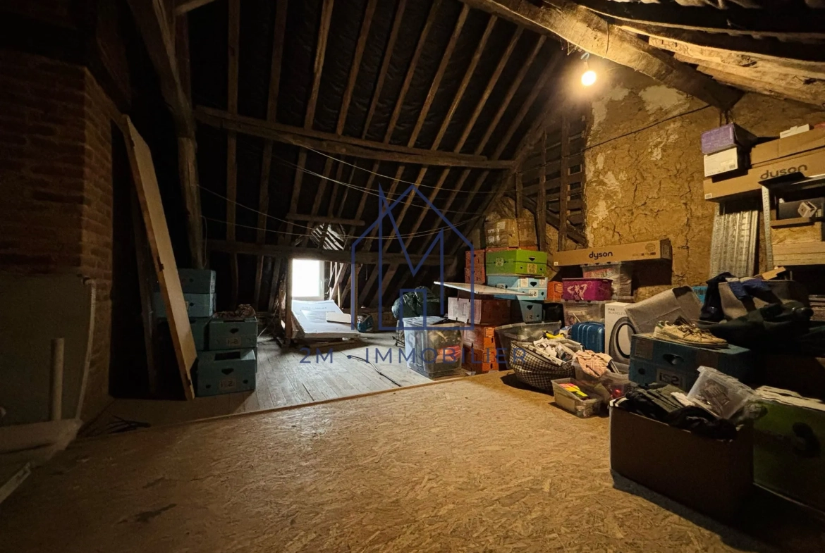 Maison de 100 m² à vendre à Longueville-sur-Scie avec jardin et potentiel locatif 