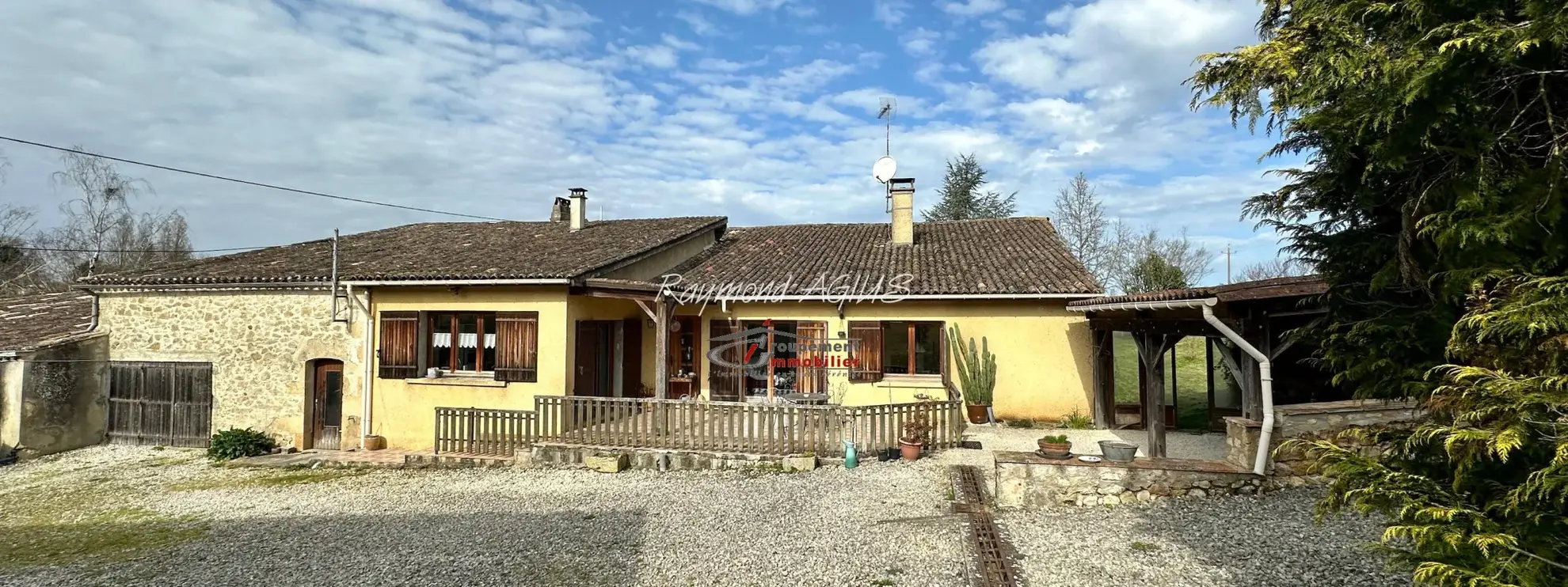 Maison traditionnelle en pierre avec 3 chambres dans l'Entre-Deux-Mers 