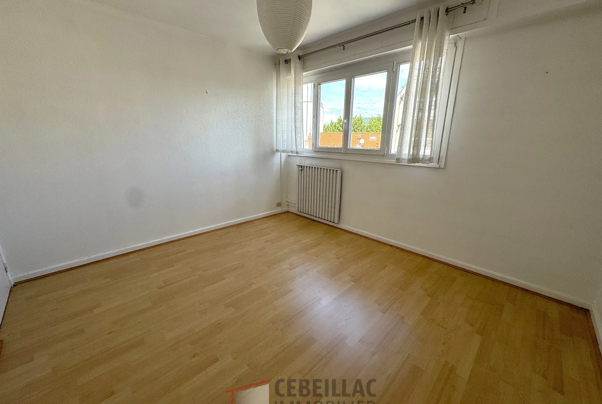 Bel appartement T3 à Chamalières en centre-ville avec garage et cave 