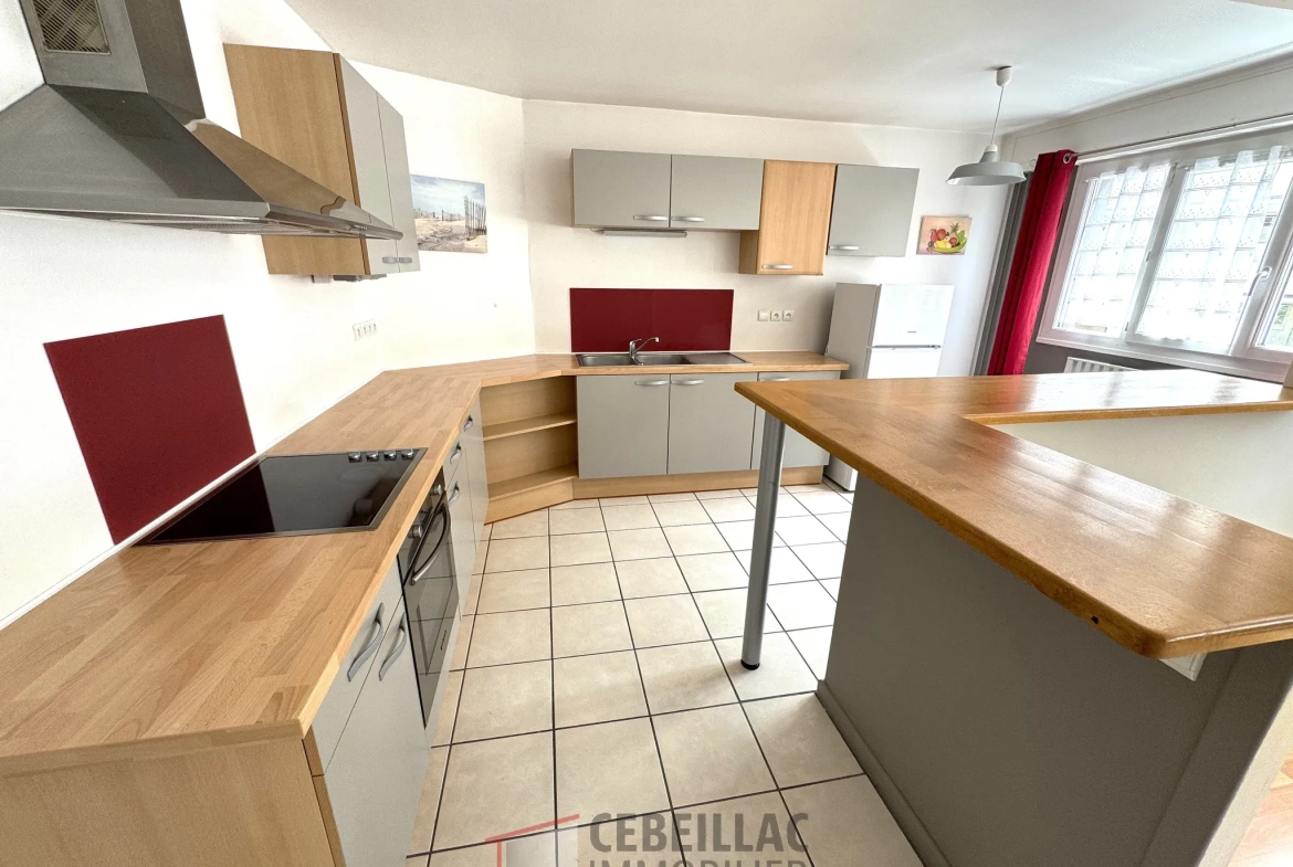 Bel appartement T3 à Chamalières en centre-ville avec garage et cave 