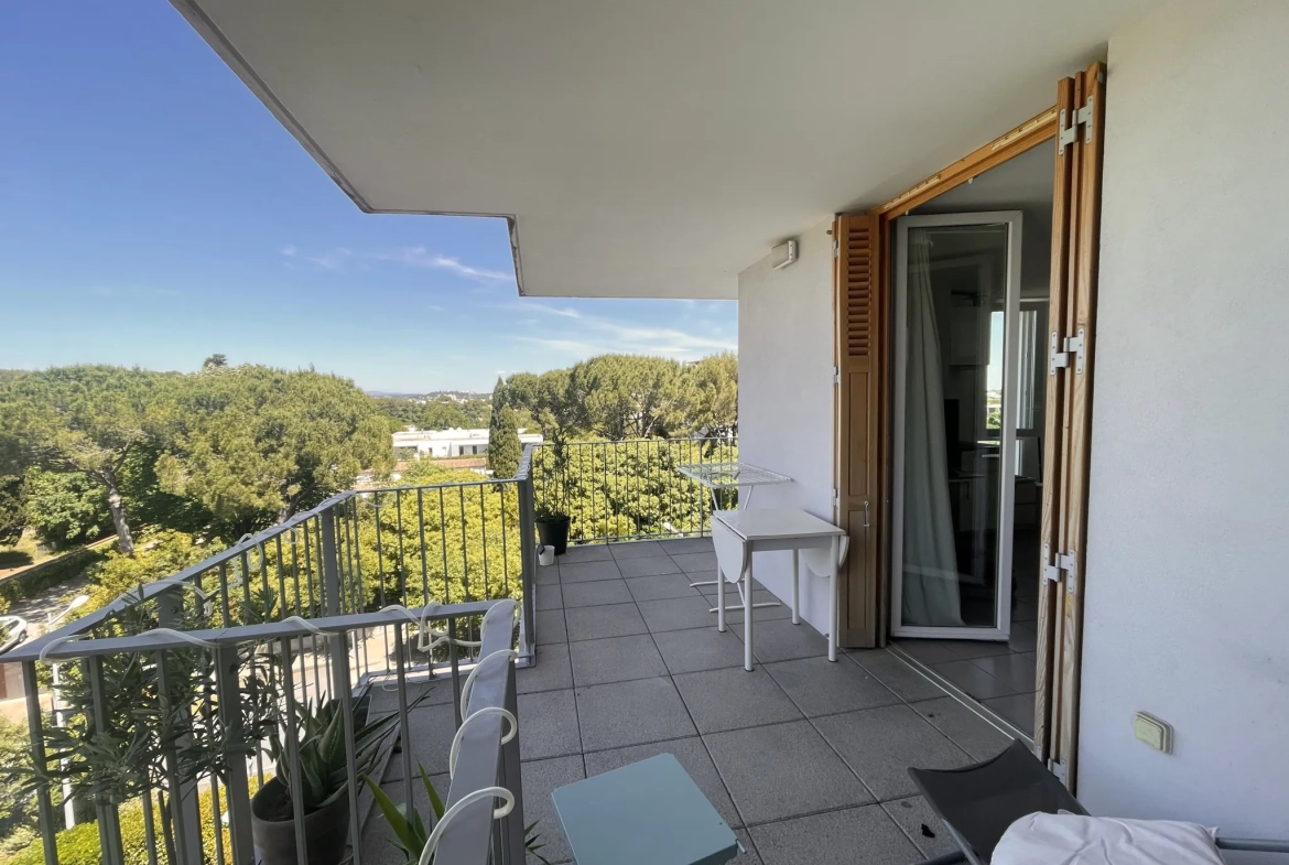 Appartement T2 avec terrasse et garage à Montpellier Port Marianne 