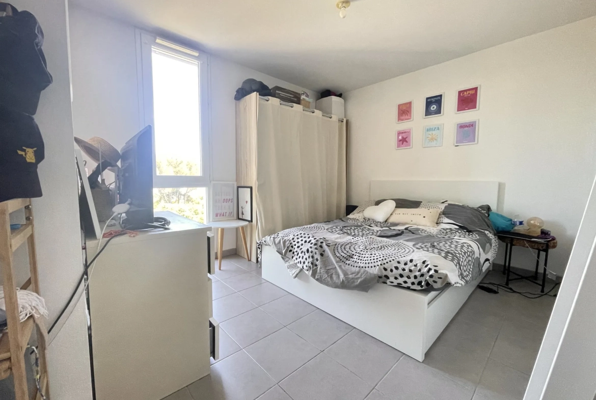 Appartement T2 avec terrasse et garage à Montpellier Port Marianne 