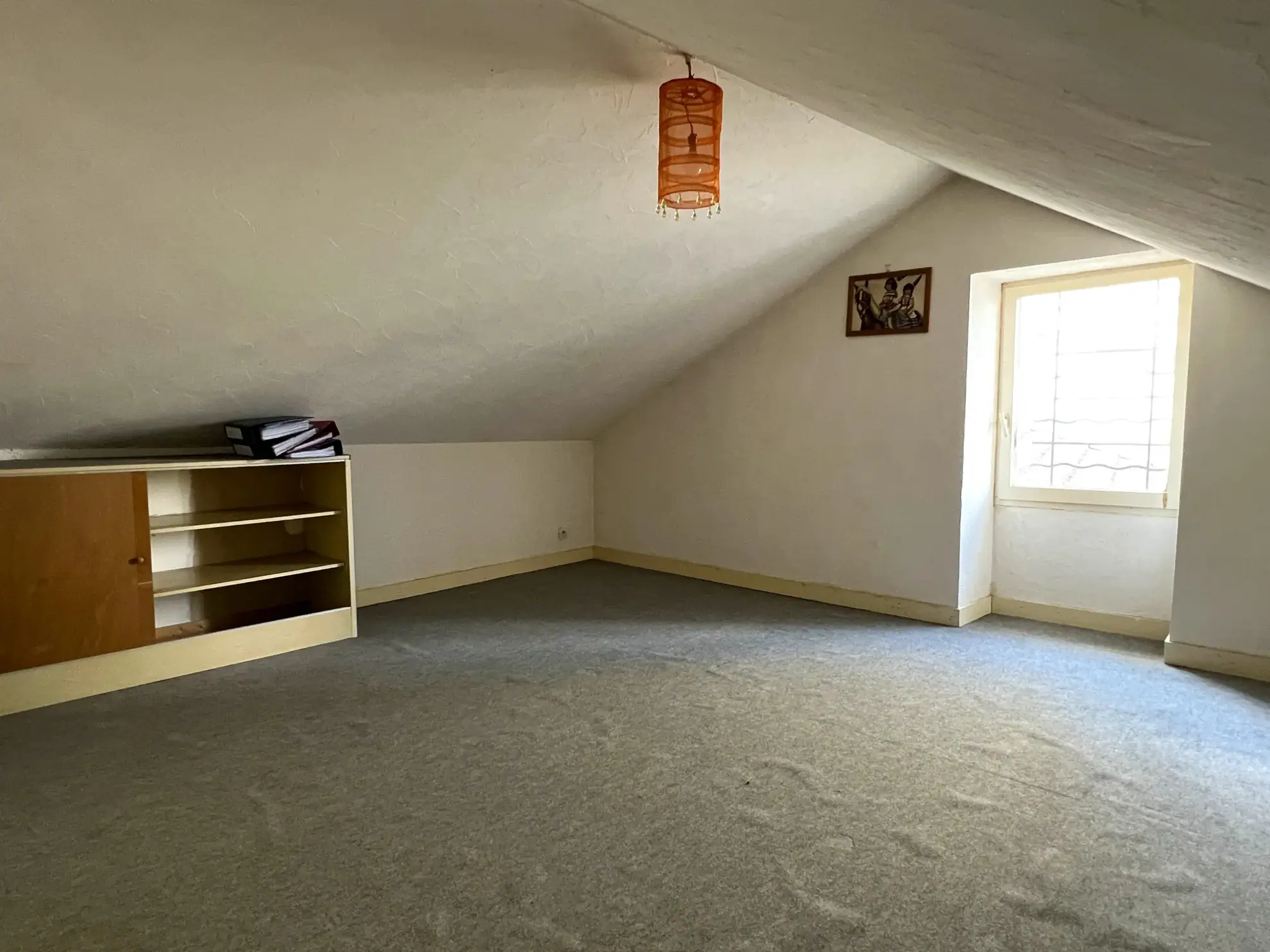 Charmante maison à proximité du centre-ville de Châtellerault avec terrain et dépendance 