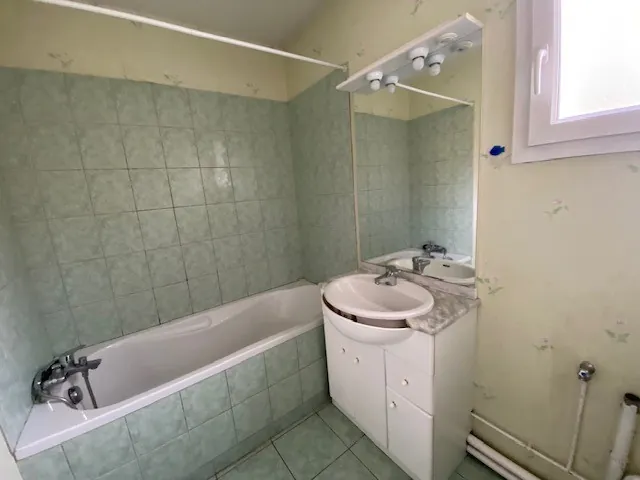 Appartement T3 avec terrasse à Belfort La Miotte – Résidence récente et calme 