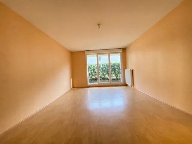 Appartement T3 avec terrasse à Belfort La Miotte – Résidence récente et calme 
