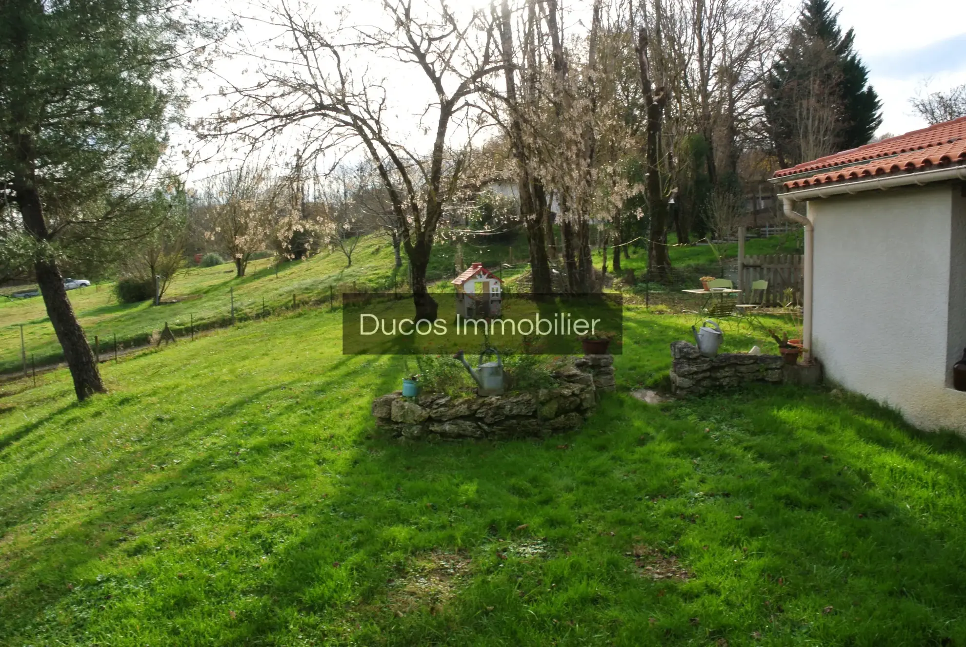 Charmante maison de plain-pied à Marmande avec terrasse et garage 