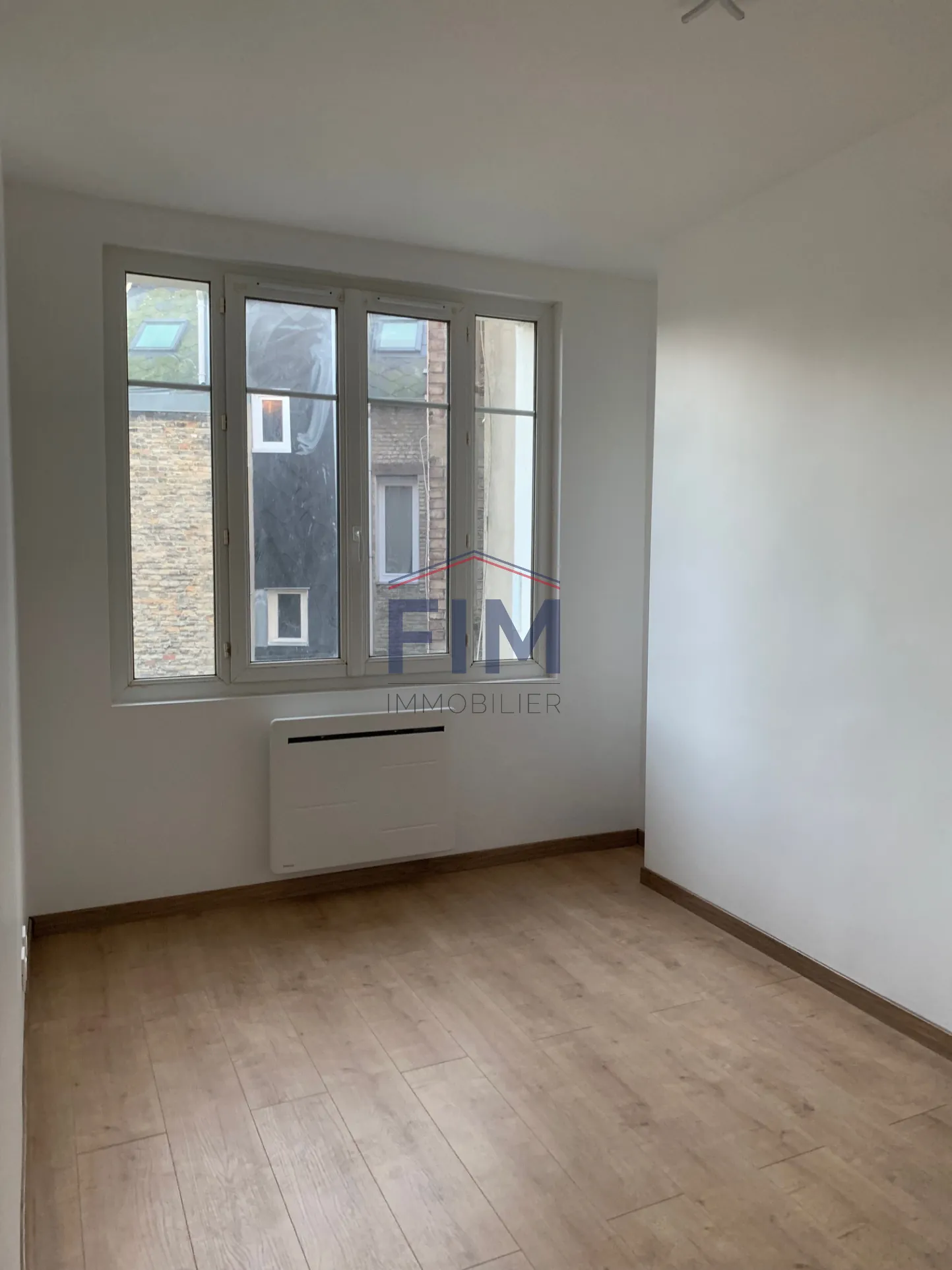 Appartement F2 rénové et meublé au centre de Dieppe - Prêt à vivre 