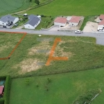 Terrain constructible à Retournac de 1142 m² avec viabilités en bordure